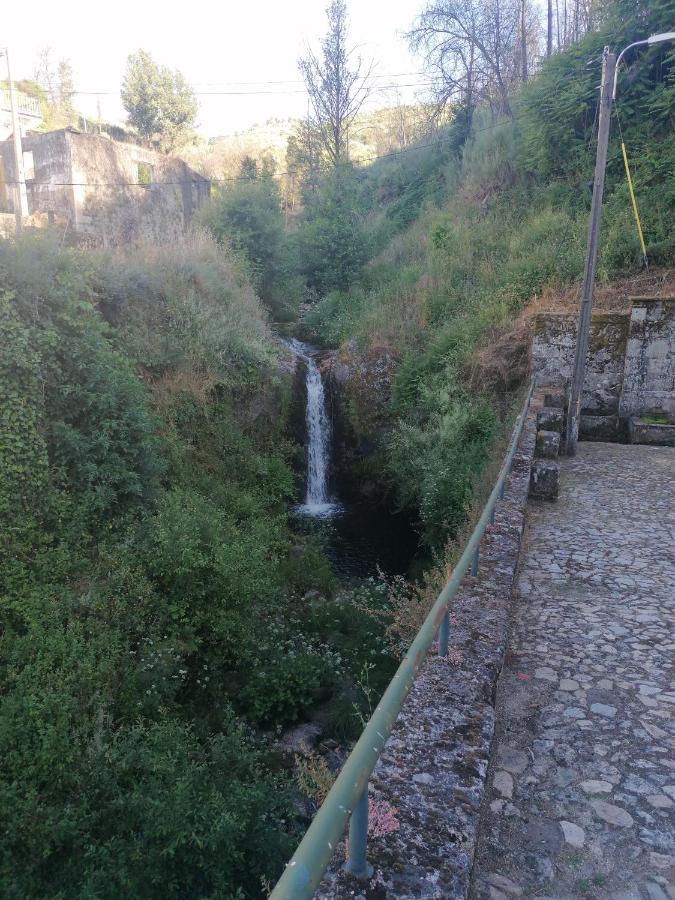 Governo'S House Melo Exterior photo